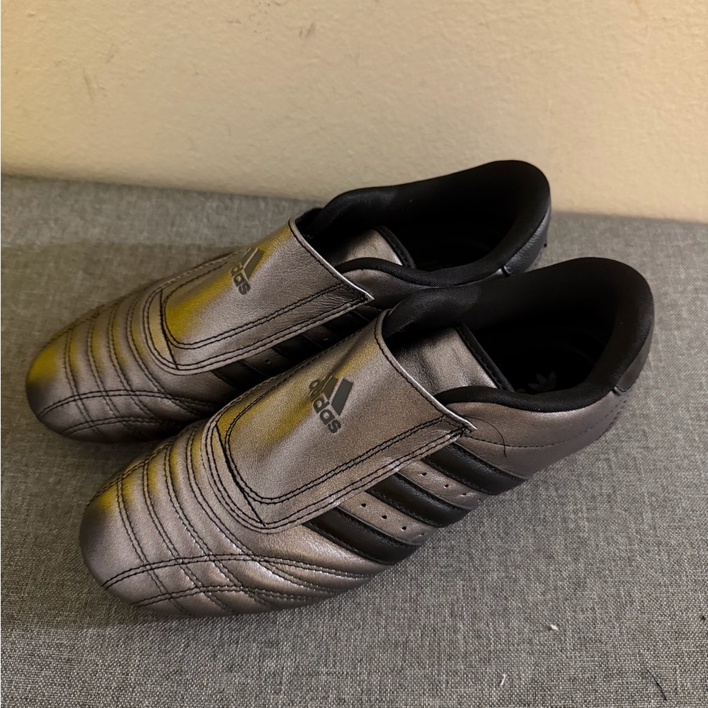 Adidas Women Metallic Gray and Black Taekwondo Shoes